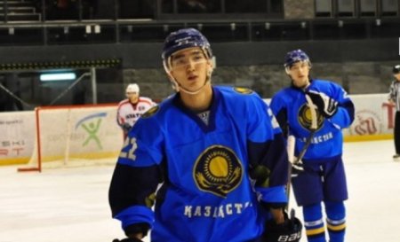 Украинадағы қазақстандық хоккейшілер елге оралды